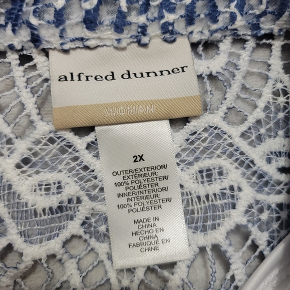 Alfred Dunner Denim Friendly Layered-Look Necklace Top Size 2X NWT White Blue - Picture 14 of 16